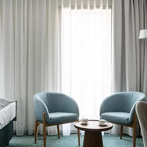 **** Aparthotel Rentplanet - Centrum Polen